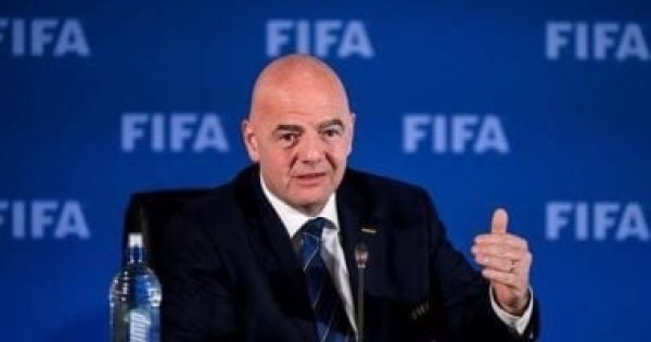 الاتحاد الفرنسي يسحب دعمه لترشح إنفانتينو لرئاسة الفيفا الاتحاد الفرنسي يسحب دعمه لترشح إنفانتينو لرئاسة الفيفا