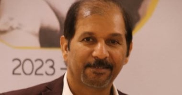 محمد البريكى ضيف منتدى البيت العربى الثقافى عمان محمد البريكى ضيف منتدى البيت العربى الثقافى عمان