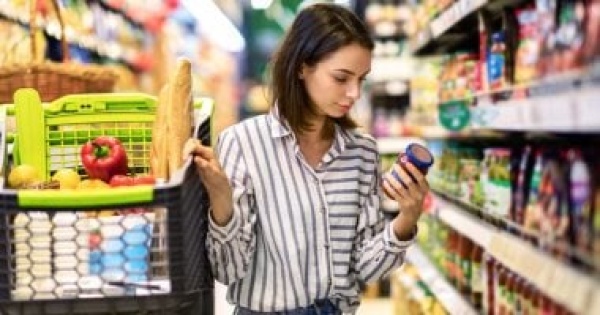 فاتورة الشياكة بالتقسيط مليار جنيه للملابس و1 7 مليار للموبايلات فاتورة الشياكة بالتقسيط مليار جنيه للملابس و1 7 مليار للموبايلات