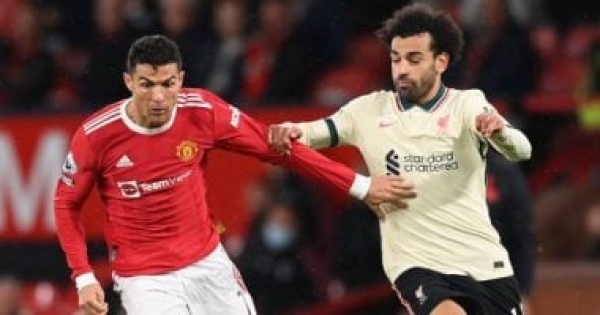 الفرعون يكتب التاريخ محمد صلاح ضمن أفضل 10 لاعبين فى تاريخ الدوري الإنجليزي الفرعون يكتب التاريخ محمد صلاح ضمن أفضل 10 لاعبين فى تاريخ الدوري الإنجليزي