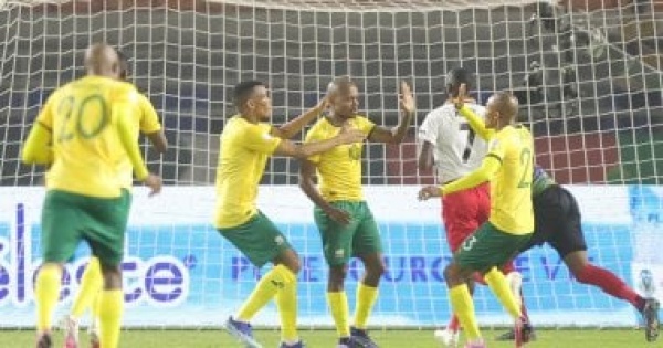 هل يحقق منتخب جنوب أفريقيا إنجاز ا غير مسبوق فى تاريخ مشاركاته بكأس العالم