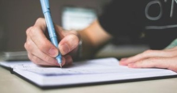 إزاى تتجاوز ضغوط المراجعات النهائية فى الثانوية العامة 4 طرق فعالة