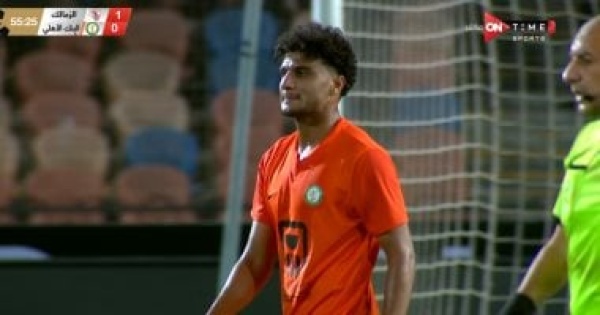 رئيس نادي البنك الأهلي جددنا عقد أسامة فيصل 4 مواسم رئيس نادي البنك الأهلي جددنا عقد أسامة فيصل 4 مواسم