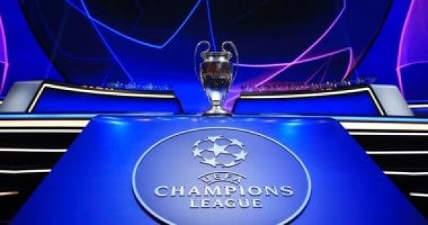 كبار أوروبا يترقبون قرعة مرحلة دوري الأبطال ترسم الطريق إلى اللقب كبار أوروبا يترقبون قرعة مرحلة دوري الأبطال ترسم الطريق إلى اللقب