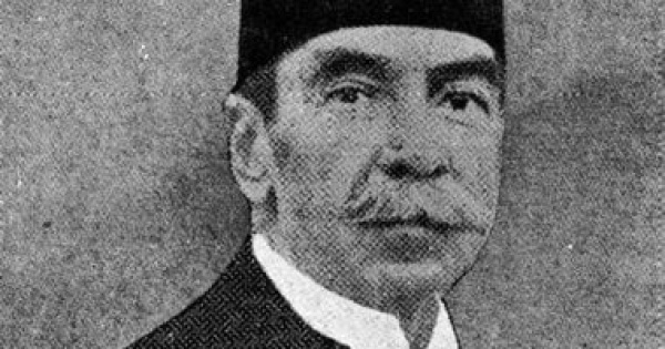 كيف تحدث المصريون قبل 100 عام أحمد تيمور وثق لغة الشارع فى الأمثال كيف تحدث المصريون قبل 100 عام أحمد تيمور وثق لغة الشارع فى الأمثال