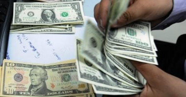 اعرف سعر الدولار بكام فى البنوك اليوم الإثنين قبل بدء جلسة التداول اعرف سعر الدولار بكام فى البنوك اليوم الإثنين قبل بدء جلسة التداول