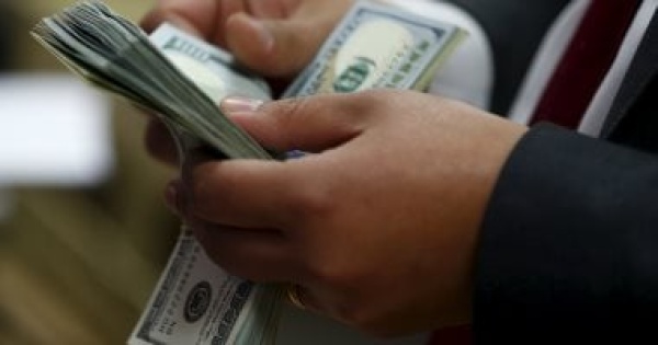 استقرار سعر الدولار مقابل فى بداية تعاملات اليوم الثلاثاء استقرار سعر الدولار مقابل فى بداية تعاملات اليوم الثلاثاء