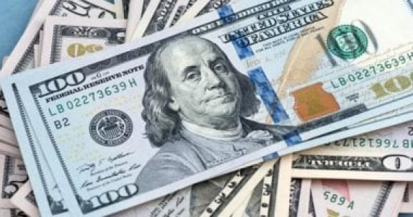 تعرف على سعر الدولار مقابل الجنيه اليوم الإثنين فى البنوك