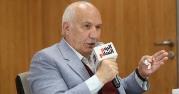 حزب التجمع يجدد دعمه للقيادة السياسية فى اتخاذ أي إجراءات حزب التجمع يجدد دعمه للقيادة السياسية فى اتخاذ أي إجراءات
