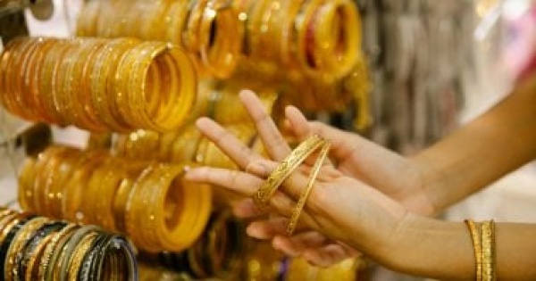 تعرف على آخر تطورات سعر الذهب عيار 18 بـ 5374 جنيها تعرف على آخر تطورات سعر الذهب عيار 18 بـ 5374 جنيها