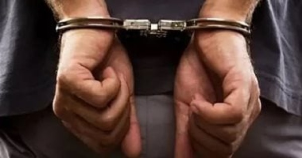 حبس وغرامة عقوبة إصدار شهادة طبية مزورة عن إصابة شخص بمرض أو عاهة حبس وغرامة عقوبة إصدار شهادة طبية مزورة عن إصابة شخص بمرض أو عاهة
