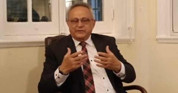 أحمد زايد حماية الأطفال من التأثيرات الفكرية السلبية تتطلب قواعد وإجراءات عملية