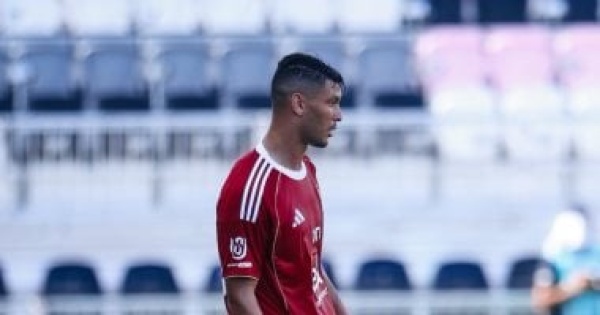 الأهلي يقترب من حسم ملف الأجانب وأشرف داري العائق الوحيد الأهلي يقترب من حسم ملف الأجانب وأشرف داري العائق الوحيد