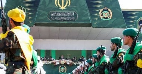 الحرس الثورى استهدفنا رصيف دعم الأسطول الأمريكى بميناء الأحمدى بالكويت الحرس الثورى استهدفنا رصيف دعم الأسطول الأمريكى بميناء الأحمدى بالكويت
