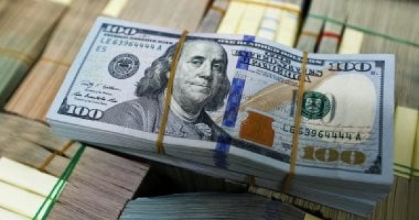 تعرف على سعر الدولار مقابل الجنيه قبل بدء جلسة التداول تعرف على سعر الدولار مقابل الجنيه قبل بدء جلسة التداول