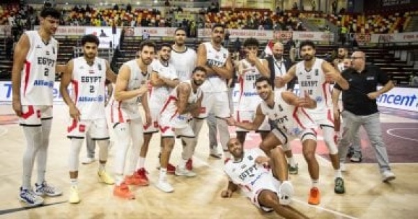 الزمالك يصرف جزءا من مستحقات لاعبى السلة قبل الموسم الجديد الزمالك يصرف جزءا من مستحقات لاعبى السلة قبل الموسم الجديد