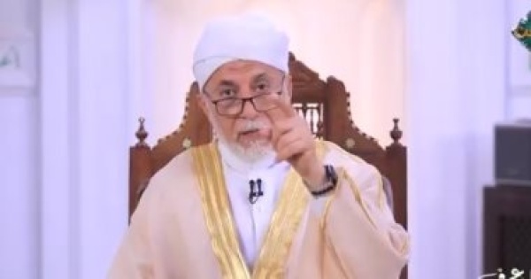 يسري جبر النبي شارك الصحابة العمل في الأحزاب وحمل التراب بيديه رغم مكانته العظيمة يسري جبر النبي شارك الصحابة العمل في الأحزاب وحمل التراب بيديه رغم مكانته العظيمة