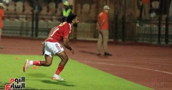 الأهلي يعلن تفاصيل تجديد عقد حسين الشحات لمدة موسمين رسمي ا الأهلي يعلن تفاصيل تجديد عقد حسين الشحات لمدة موسمين رسمي ا