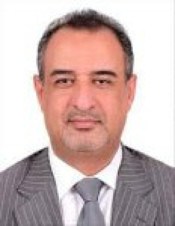 نشوان الحمدي ينفي امتلاكه أي حسابات رسمية على منصات التواصل الاجتماعي نشوان الحمدي ينفي امتلاكه أي حسابات رسمية على منصات التواصل الاجتماعي
