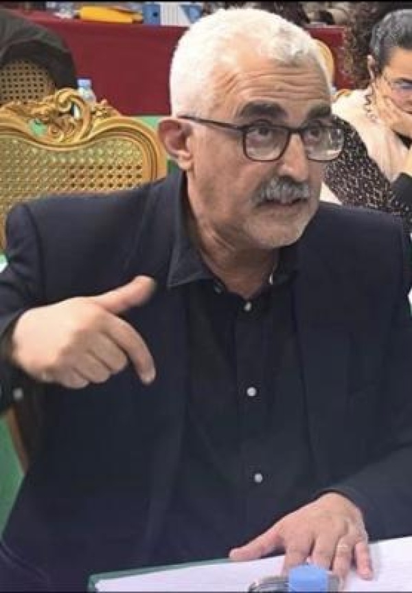 الفرار بدل عيشة القهر الفرار بدل عيشة القهر
