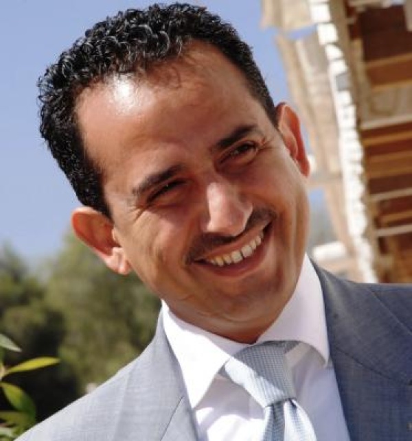 ناجحون والمحنتون