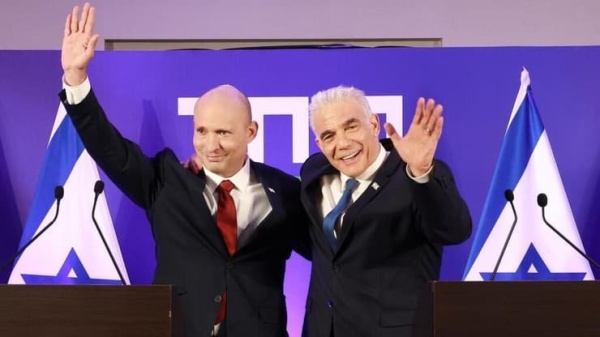 لابيد يعلن قائمة يش عتيد للانتخابات هكذا سيبدو التحالف مع بينيت وسط موجة استقالات لابيد يعلن قائمة يش عتيد للانتخابات هكذا سيبدو التحالف مع بينيت وسط موجة استقالات