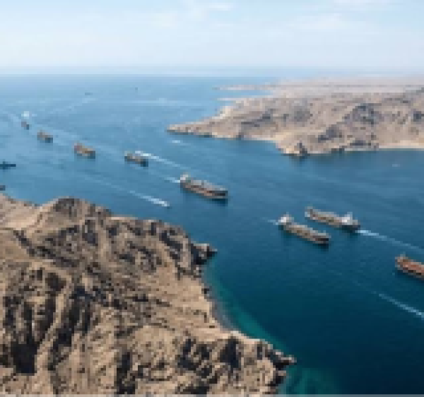 إجبار 6 سفن على التوقف والامتثال للتعليمات الإيرانية إجبار 6 سفن على التوقف والامتثال للتعليمات الإيرانية