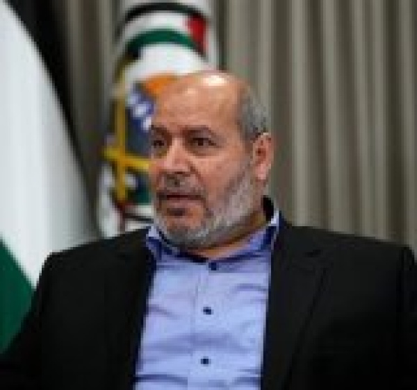 القاهرة تتحول إلى مركز تفاوضي حول غزة للدفع بتنفيذ خارطة الطريق القاهرة تتحول إلى مركز تفاوضي حول غزة للدفع بتنفيذ خارطة الطريق