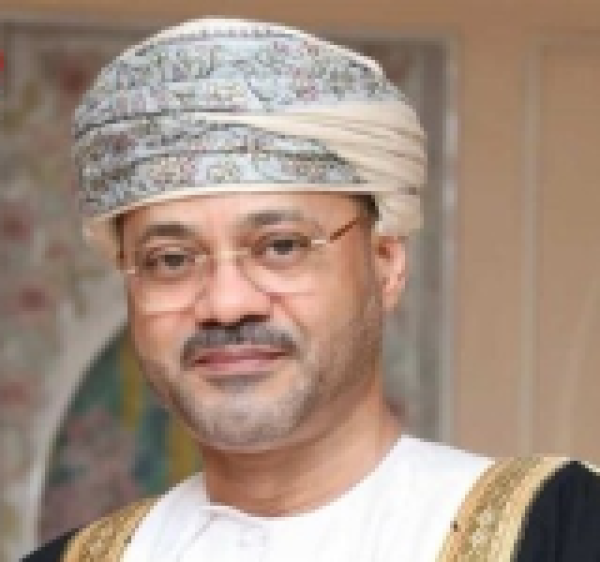 وزير الخارجية العماني يزور ايران غدا الثلاثاء وزير الخارجية العماني يزور ايران غدا الثلاثاء