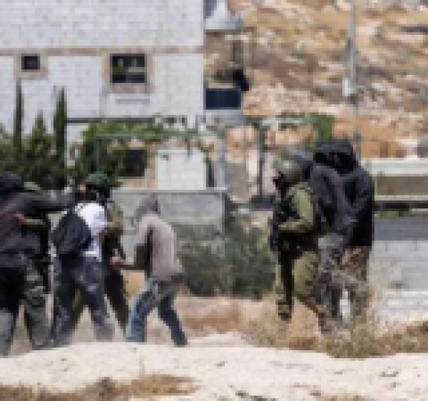 1540 اعتداء للمغتصبين الصهاينة وإصابة نحو 1040 فلسطينيا 1540 اعتداء للمغتصبين الصهاينة وإصابة نحو 1040 فلسطينيا