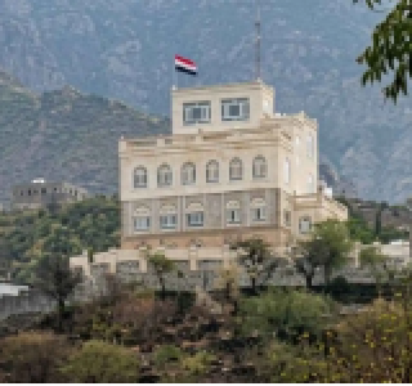 مصدر عسكري تم الوصول الى منزل العليمي مصدر عسكري تم الوصول الى منزل العليمي
