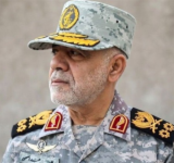 الجيش الايراني لن نسمح بعودة السفن الأمريكية إلى الخليج مجددا الجيش الايراني لن نسمح بعودة السفن الأمريكية إلى الخليج مجددا