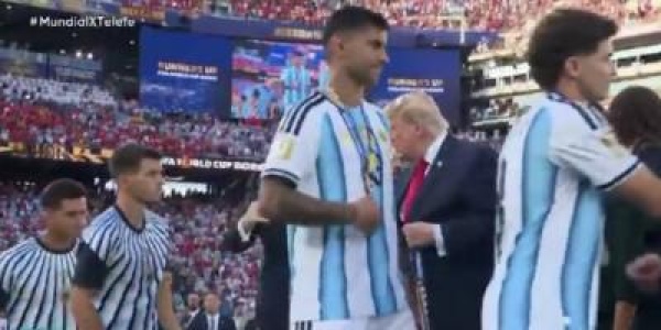 لقطة نهائي كأس العالم 2026 تسرق الأضواء لقطة نهائي كأس العالم 2026 تسرق الأضواء