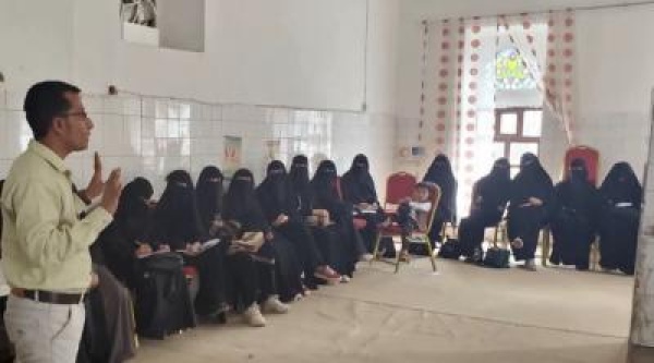 يدرب 35 شخص ا في مجال الإسعافات الأوليةجمعية الهلال الأحمر اليمني بذمار يدرب 35 شخص ا في مجال الإسعافات الأوليةجمعية الهلال الأحمر اليمني بذمار