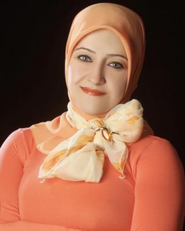 مناقشة رسالة ماجستير عن مذكرات رضيعة لسناء الش علان في جامعة عمار ثليجي الجزائري ة