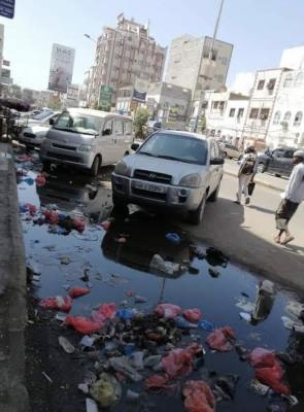 رسائل سلام ومبادرات اجتماعية بحقن الدماء وتجنيب مدينة تعز أتون الحرب