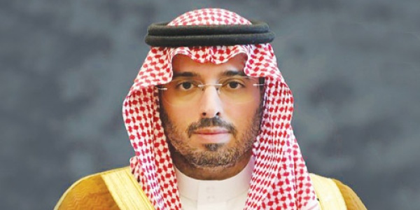 محافظ جدة يطلع على مشروعات المدينة الصناعية الأولى محافظ جدة يطلع على مشروعات المدينة الصناعية الأولى