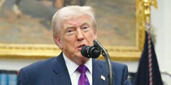 ترمب يلو ح بضرب إيران ويترقب اتفاقا خلال 48 ساعة ترمب يلو ح بضرب إيران ويترقب اتفاقا خلال 48 ساعة