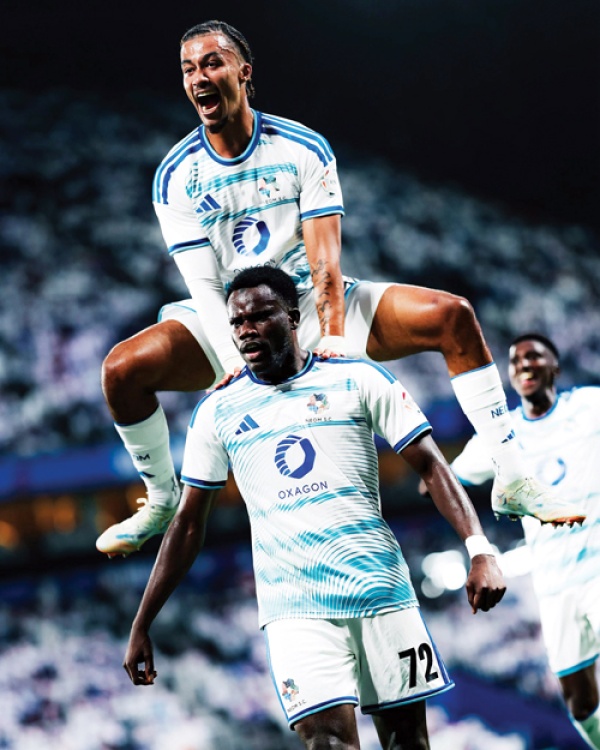 نيوم يفجر المفاجأة ويهز صدارة الهلال نيوم يفجر المفاجأة ويهز صدارة الهلال