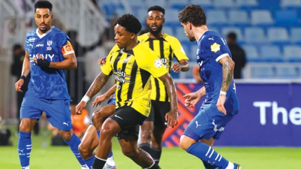 الهلال والاتحاد في لقاء الصدارة النصر يلتقي الدرعية والقادسية يواجه الخلود
