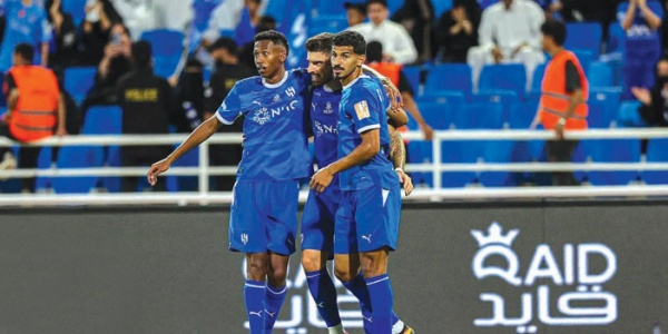 الهلال ضيفا ثقيلا على السد والاتحاد يرغب في التصحيح أمام شباب الأهلي