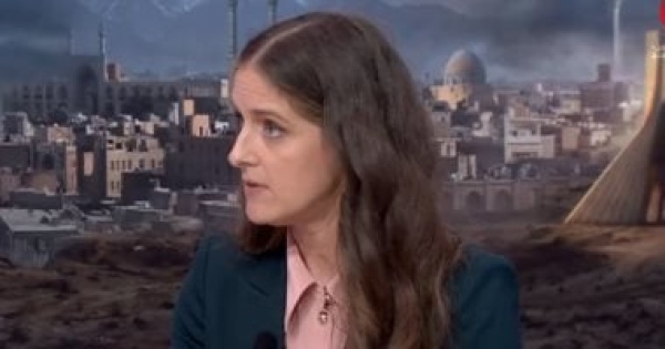 شريان رئيسي للتجارة العالمية متحدثة الحكومة البريطانية فتح مضيق هرمز أولوية أساسية