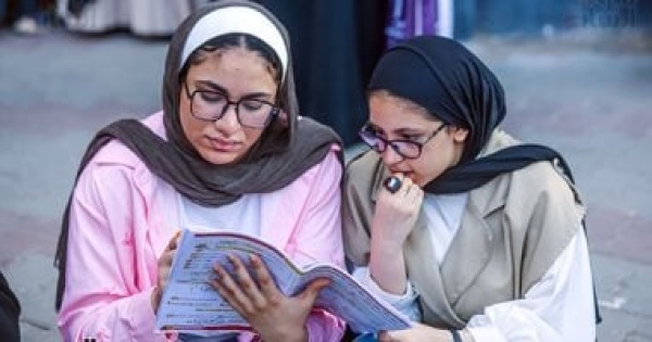بعد ماراثون الامتحانات نصائح لطلاب الثانوية العامة للاسترخاء فى الإجازة بعد ماراثون الامتحانات نصائح لطلاب الثانوية العامة للاسترخاء فى الإجازة