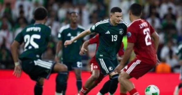 منتخب السعودية يطارد بطاقة نصف النهائي أمام عمان في كأس الخليج منتخب السعودية يطارد بطاقة نصف النهائي أمام عمان في كأس الخليج
