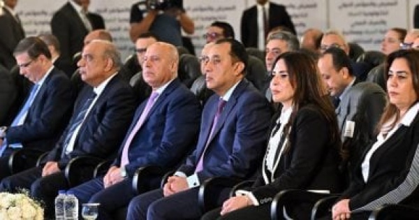 وزيرة الإسكان تستعرض جهود الدولة لتطوير قطاع مياه الشرب والصرف الصحي وزيرة الإسكان تستعرض جهود الدولة لتطوير قطاع مياه الشرب والصرف الصحي