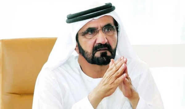 الشيخ محمد بن راشد يهدي أوائل الثانوية مكافأة مالية بقيمة 100 ألف درهم الشيخ محمد بن راشد يهدي أوائل الثانوية مكافأة مالية بقيمة 100 ألف درهم