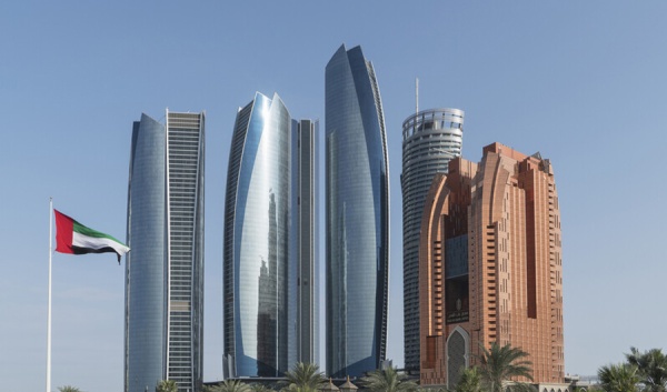 وول ستريت جورنال الإمارات تدرس إنشاء مراكز بيانات تحت الأرض