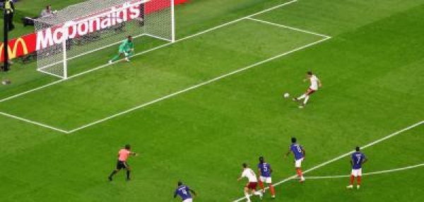 إسبانيا على ب عد خطوة من التتويج بلقبها الثاني في كأس العالم إسبانيا على ب عد خطوة من التتويج بلقبها الثاني في كأس العالم
