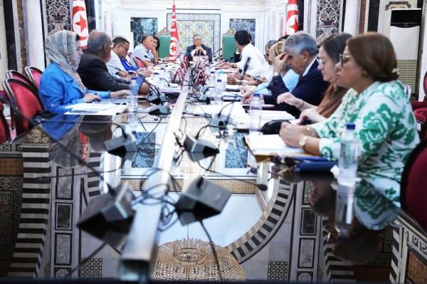 مكتب البرلمان يقرر إحالة مشروع قانون مخطط التنمية 2026 2030 على جلسة عامة مكتب البرلمان يقرر إحالة مشروع قانون مخطط التنمية 2026 2030 على جلسة عامة