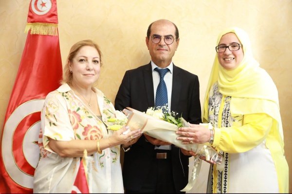 وزارة التجهيز تنصيب المديرة العامة الجديدة للشؤون العقارية والقانونية والنزاعات وزارة التجهيز تنصيب المديرة العامة الجديدة للشؤون العقارية والقانونية والنزاعات